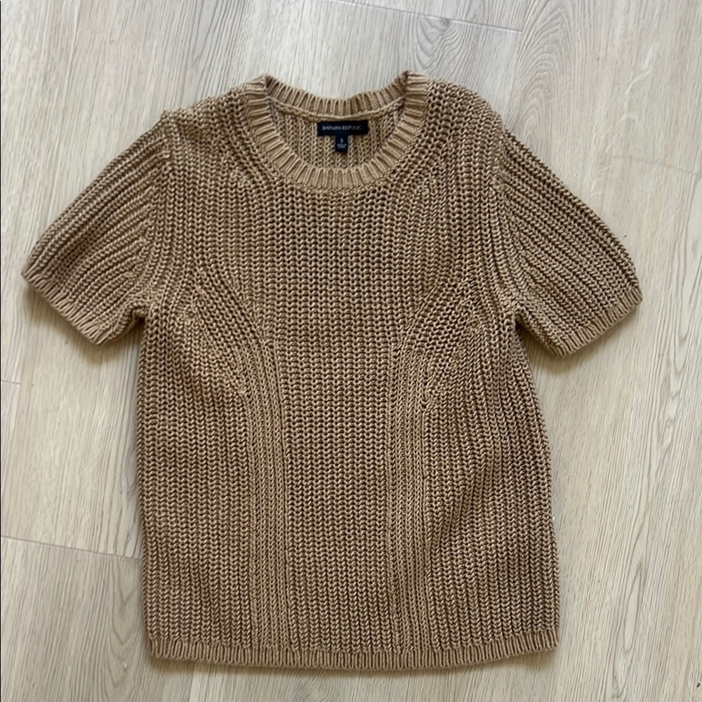 Banana Republic short sleeve sweater